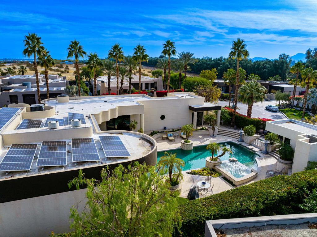 La Residence - Residential