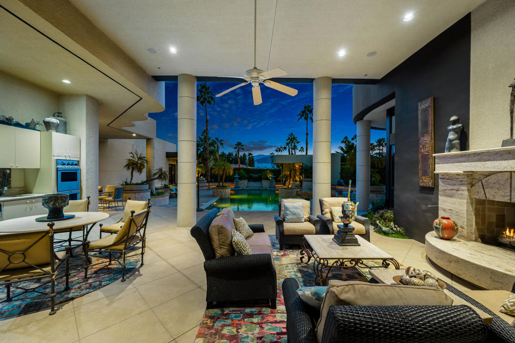 La Residence - Residential