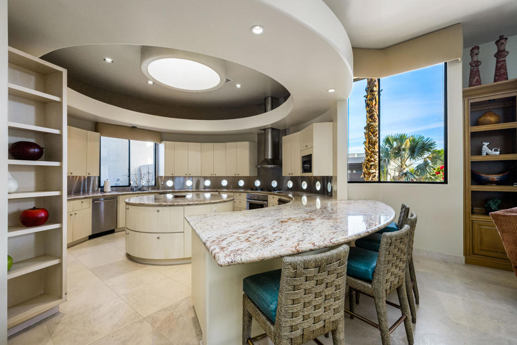 La Residence - Residential