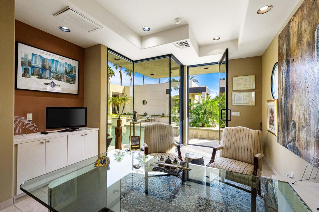 La Residence - Residential
