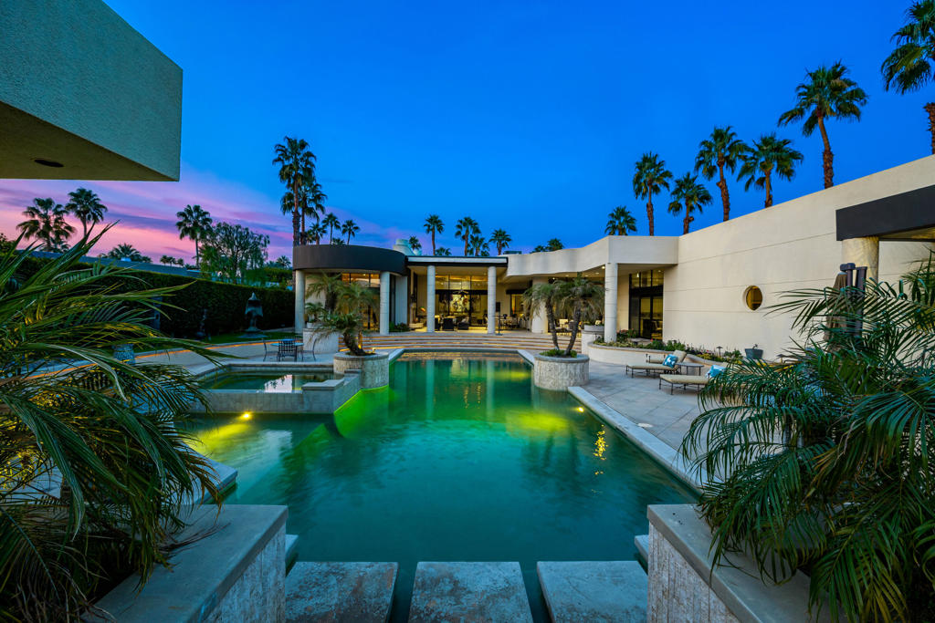 La Residence - Residential
