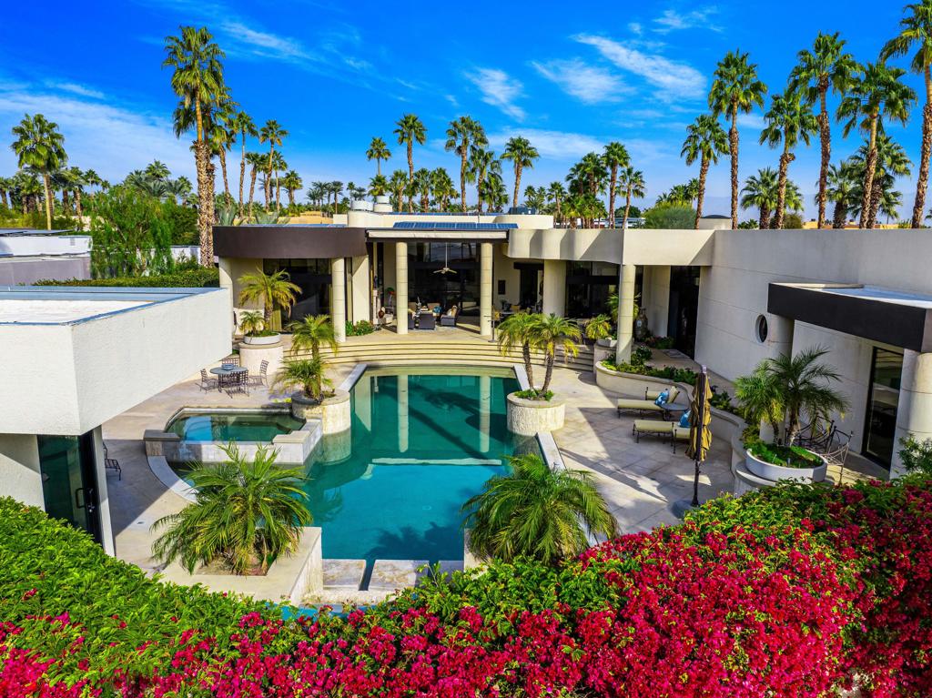 La Residence - Residential