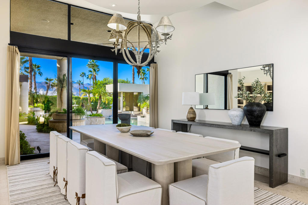 La Residence - Residential