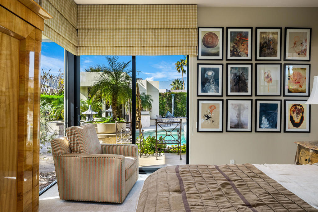 La Residence - Residential