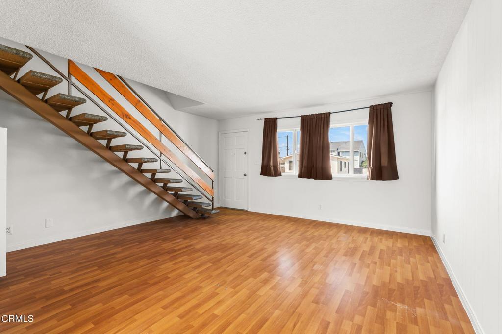 Arcade - 0233 - Residential Income