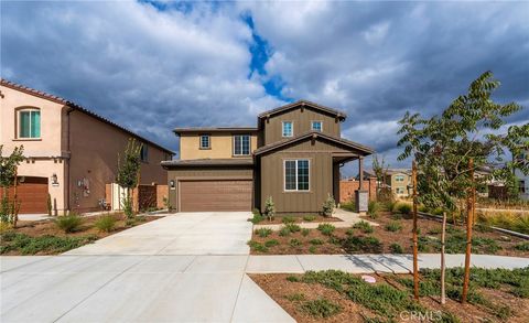 Photo of 2290 Yuzu street St, Corona, CA 92883 (MLS # OC26024657)