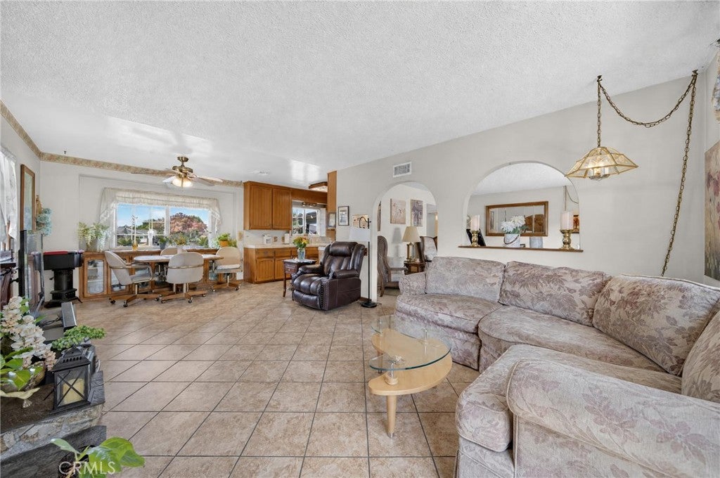130 Wagonwheel Road