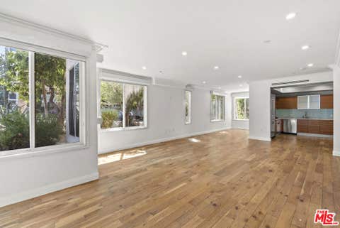 Photo of 1283 Havenhurst Drive #101, West Hollywood, CA 90046 (MLS # 26871259)