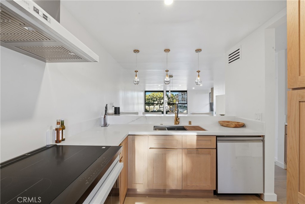 Marina Pacifica (MRP) - Residential