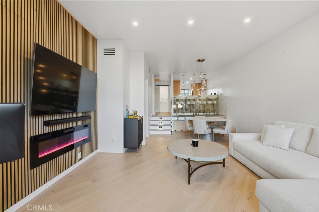 Marina Pacifica (MRP) - Residential