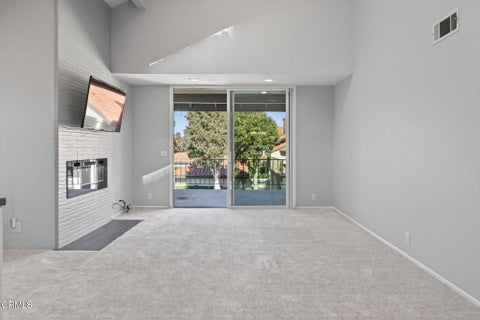 Tiny photo for 2277 Martinique Lane, Oxnard, CA 93035 (MLS # V1-35283)