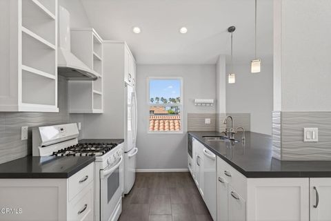 Tiny photo for 2277 Martinique Lane, Oxnard, CA 93035 (MLS # V1-35283)