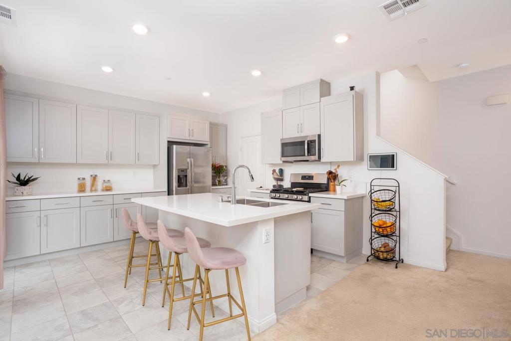 1978 Edison Court