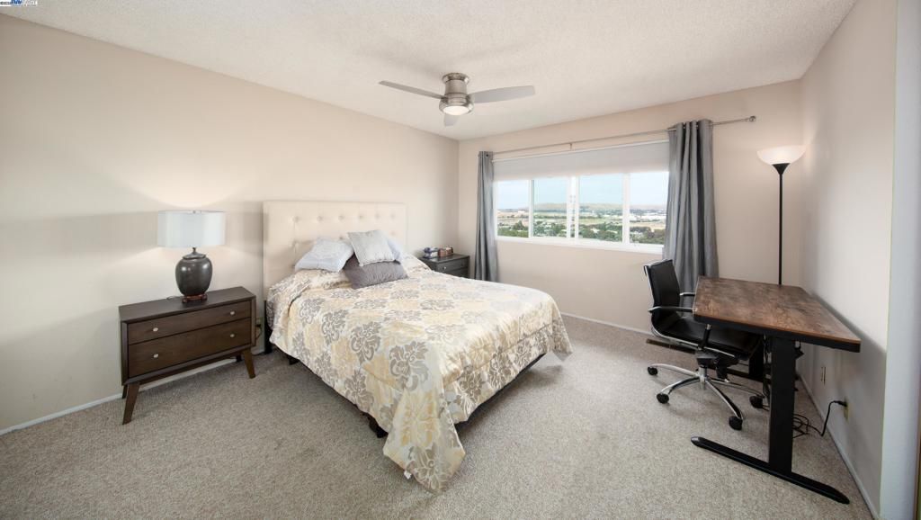 listing image 130729080613871297578