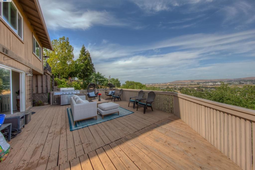 listing image 130728123537609129426
