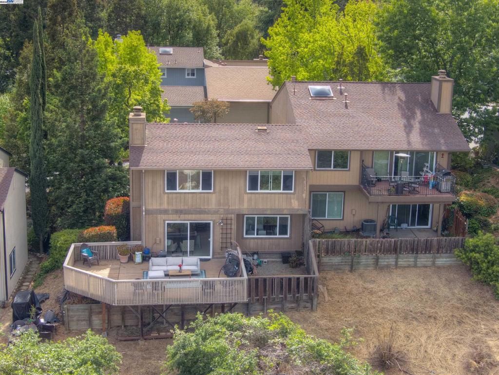 listing image 130728451760941768752