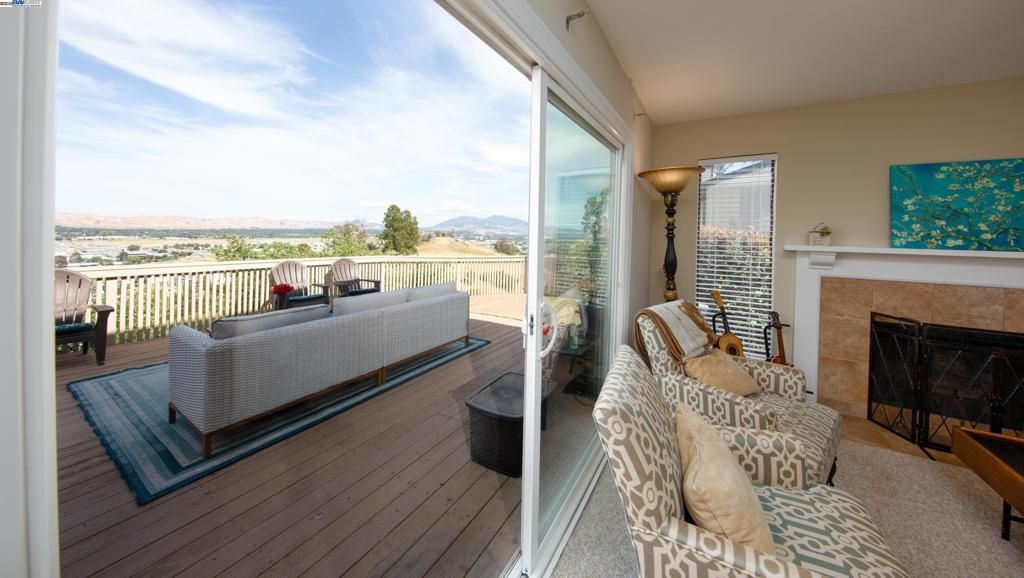 listing image 130720197531537977572