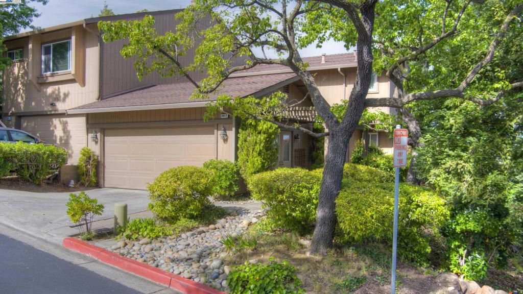 listing image 130722529913750839390