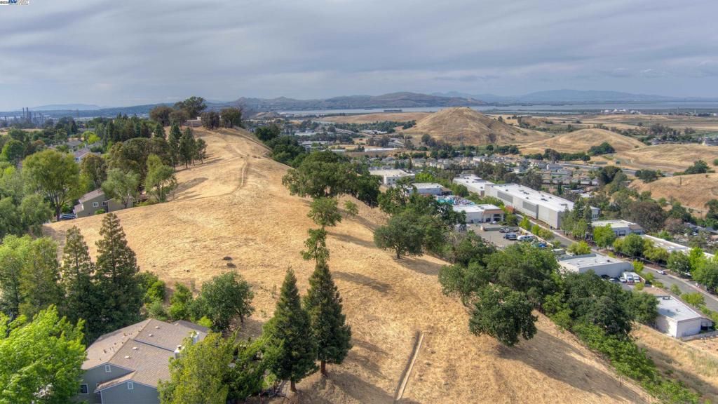 listing image 130726805720123409661