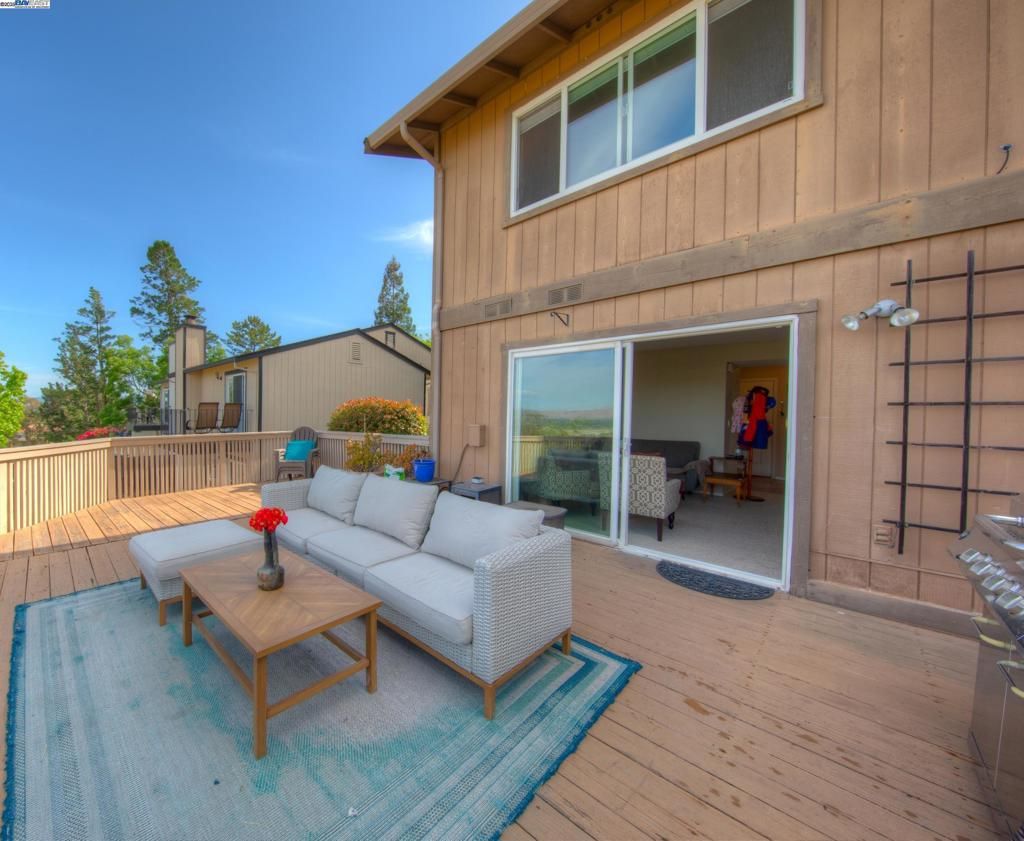 listing image 130725491874228705772
