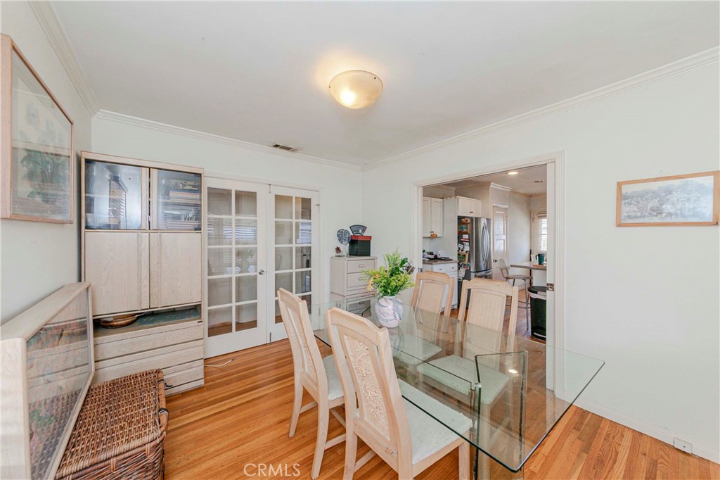 4646 Farmdale Avenue