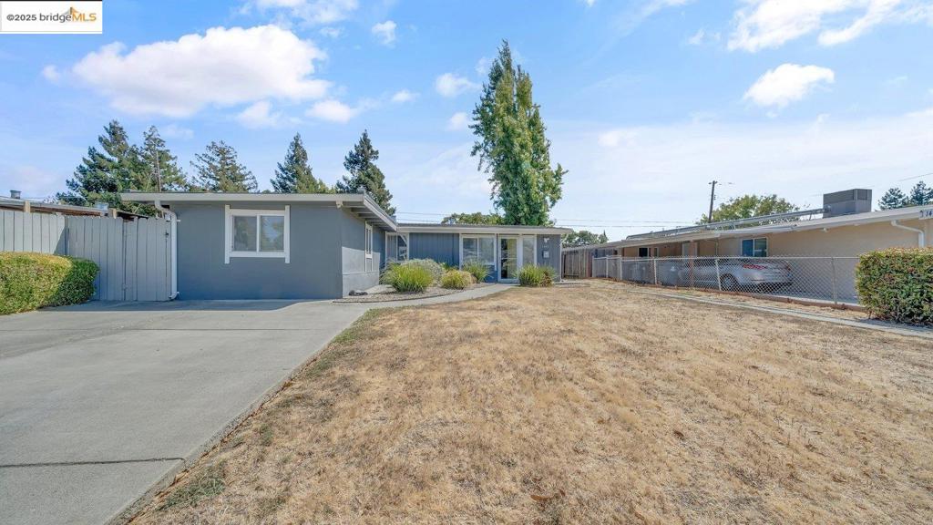 BRANDEN ESTATES - Residential