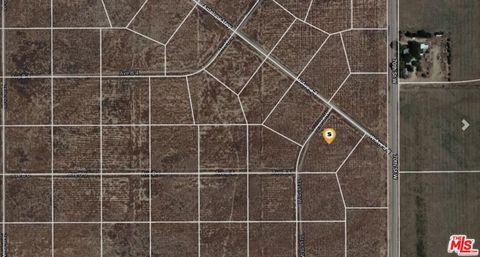 Photo of 71 Antelope Highway, Lancaster, CA 93536 (MLS # 25510955)