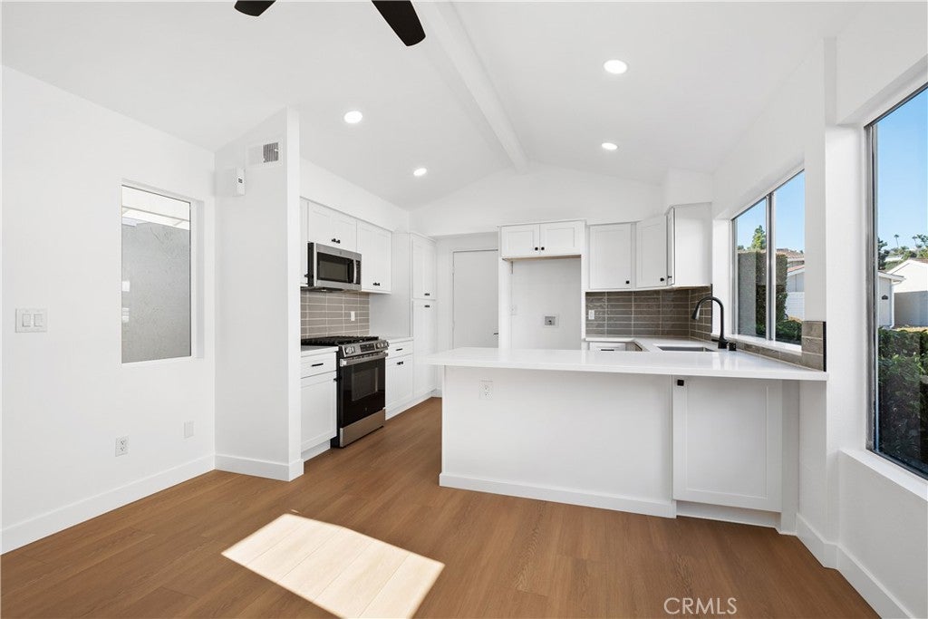 33102 Halfmoon Court