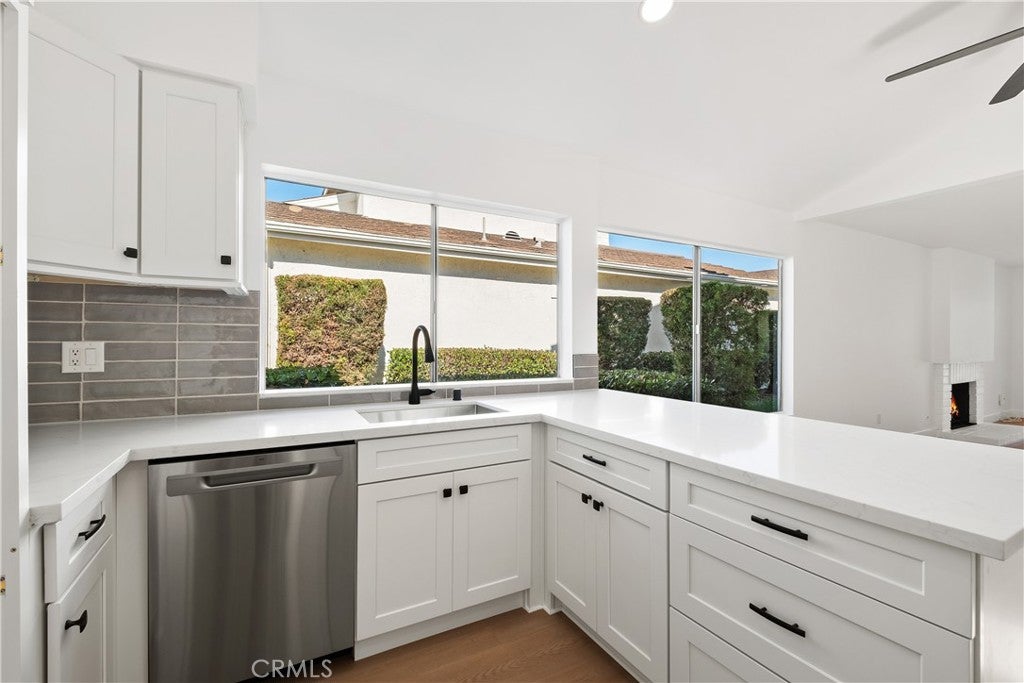 33102 Halfmoon Court
