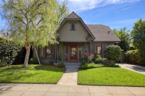 Photo of 340 W Lime Ave, Monrovia, CA 91016 (MLS # AR26072771)