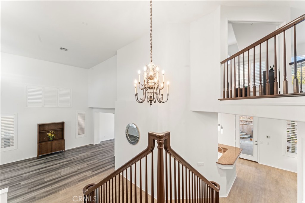 Vista Los Posas - Residential