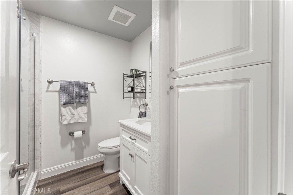 Vista Los Posas - Residential