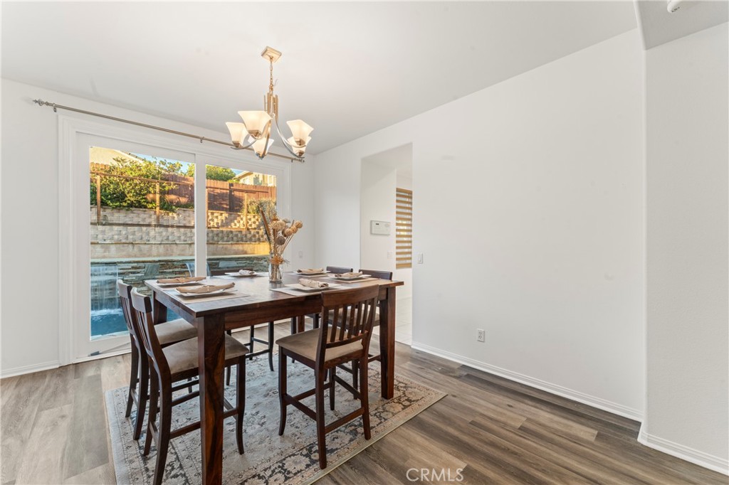 Vista Los Posas - Residential