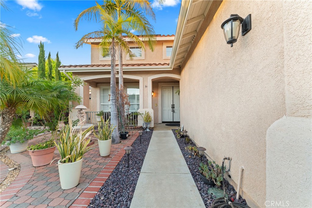 Vista Los Posas - Residential