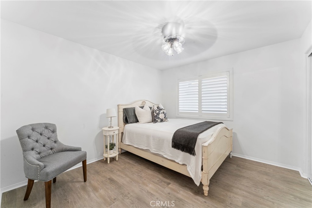 Vista Los Posas - Residential