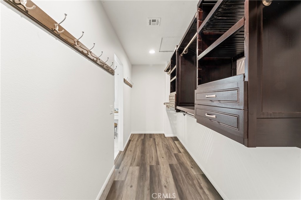 Vista Los Posas - Residential