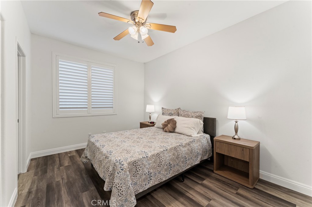 Vista Los Posas - Residential