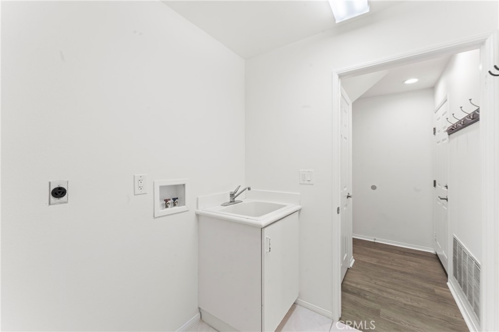 Vista Los Posas - Residential