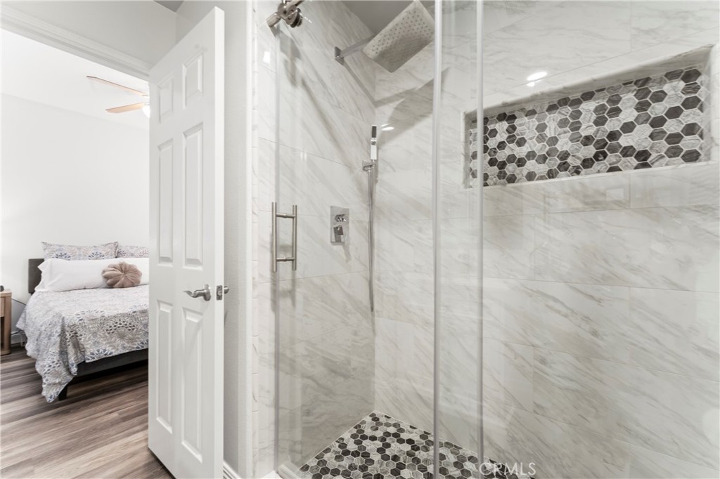 Vista Los Posas - Residential