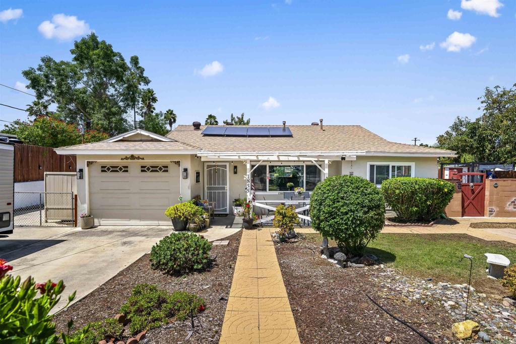 1855 Kurenda Way