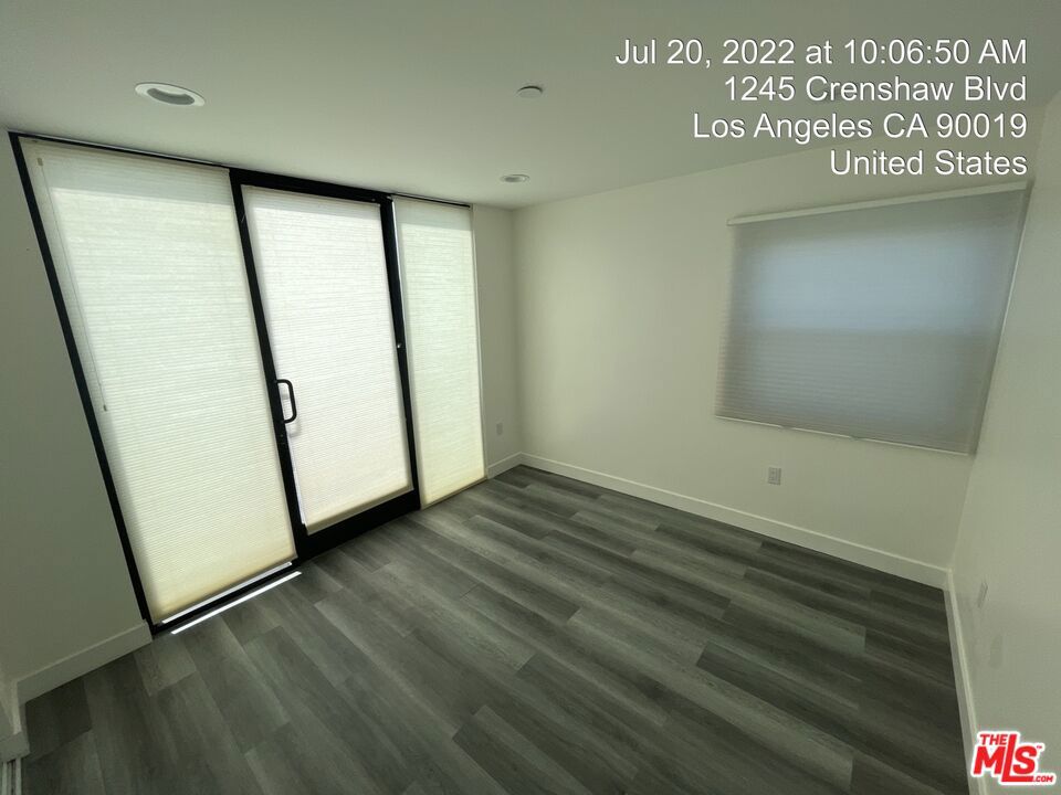 1245 Crenshaw Boulevard