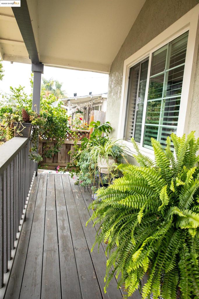 MISSION FOOTHILL - Residential