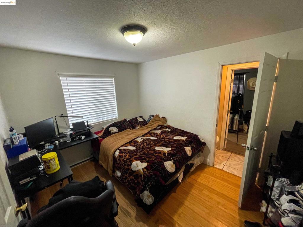 MISSION FOOTHILL - Residential