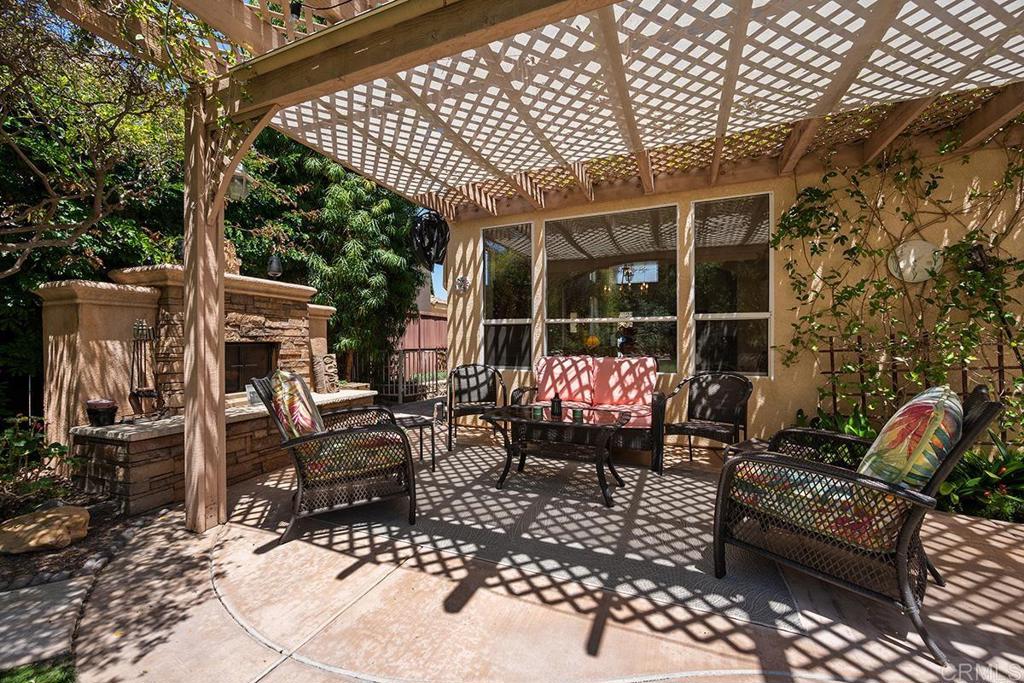 556 PADRONE PL