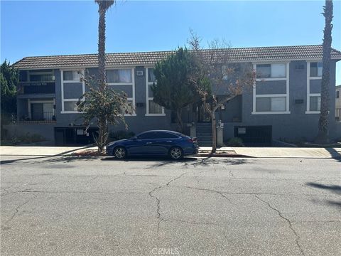 Photo of 240 W Verdugo Ave, Burbank, CA 91502 (MLS # GD25243334) Photo of 240 W Verdugo Ave, Burbank, CA 91502 (MLS # GD25243334)