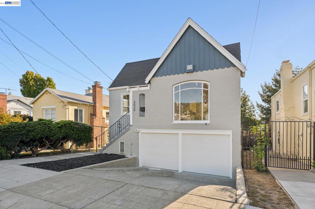 3039 Kansas St