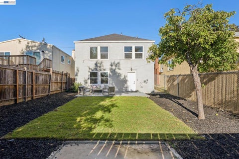 Tiny photo for 3039 Kansas St St, Oakland, CA 94602 (MLS # 41151571)