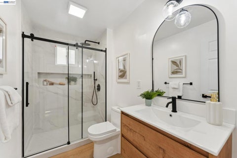 Tiny photo for 3039 Kansas St St, Oakland, CA 94602 (MLS # 41151571)