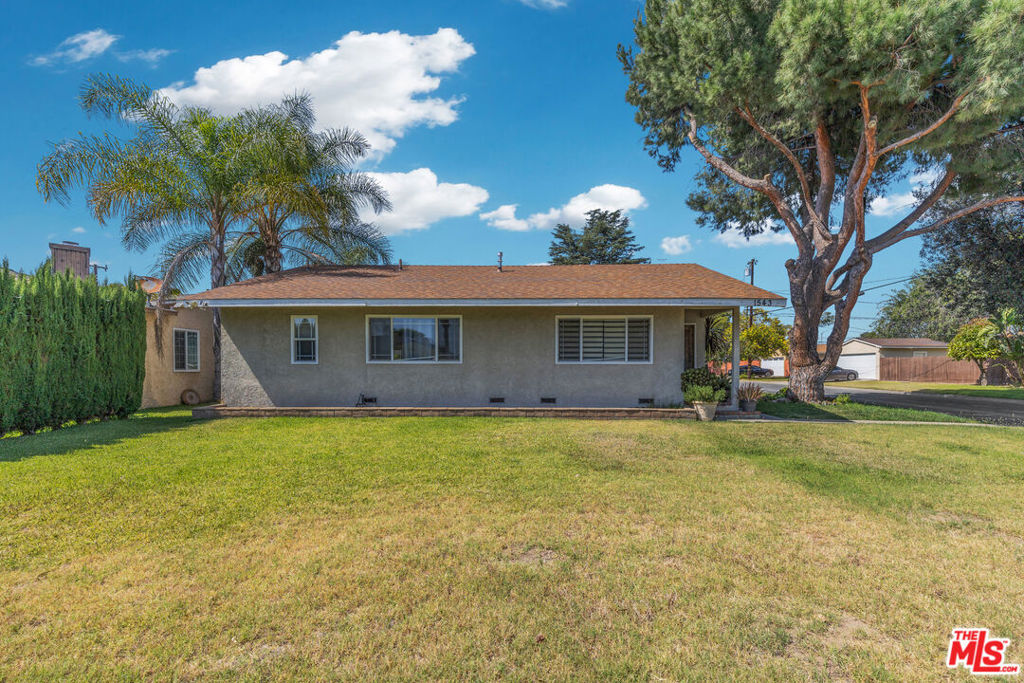 1543 E Idahome Street