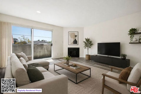 Photo of 870 Crenshaw Boulevard #213, Los Angeles, CA 90005 (MLS # 26866989)